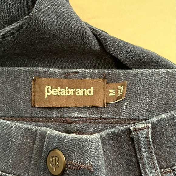 Betabrand dark indigo blue mid-rise 4 pocket stretch pull-on yoga denim pants - Picture 5 of 13